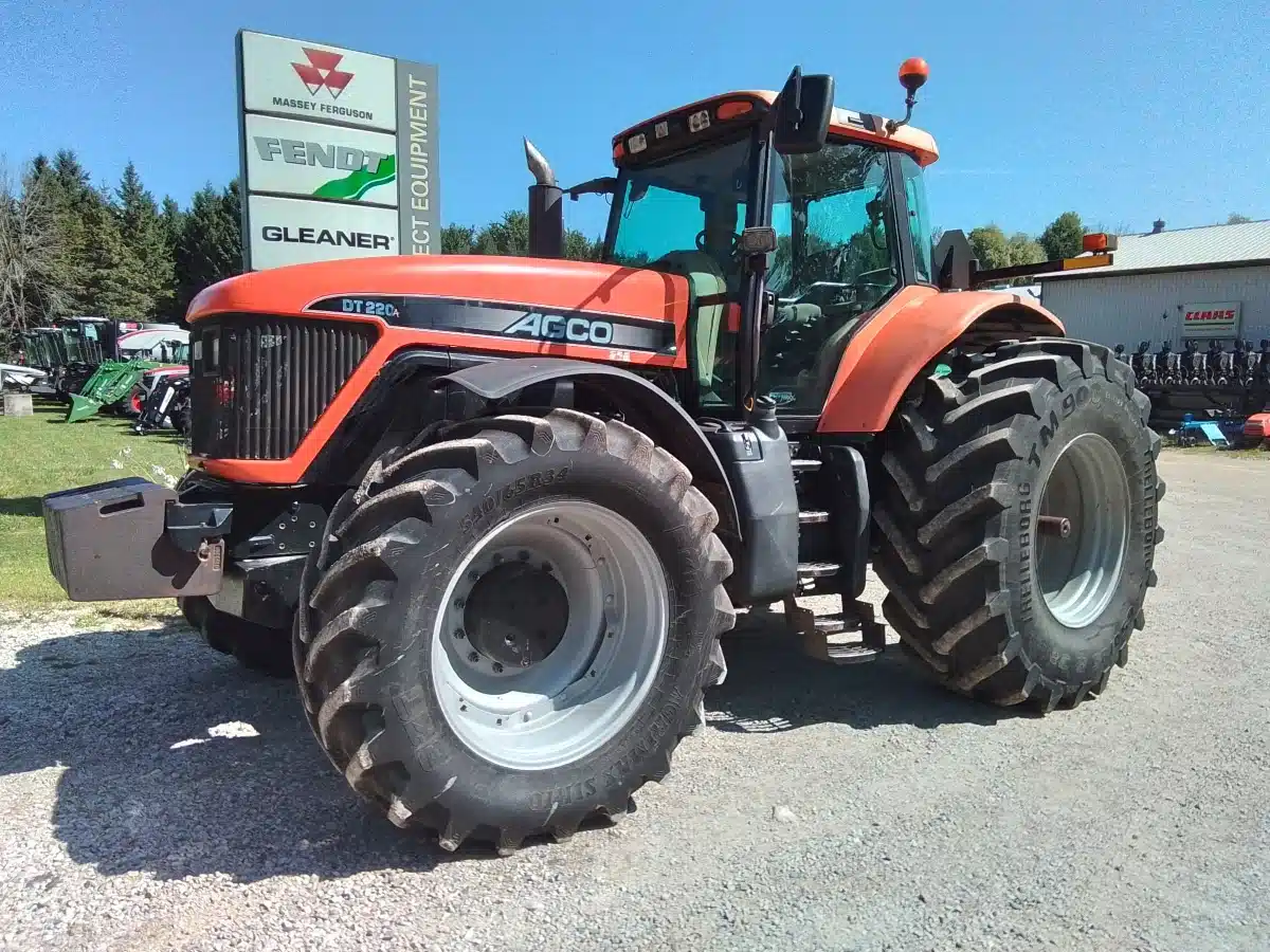 Gallery image 1 for Agco DT220A Tractor