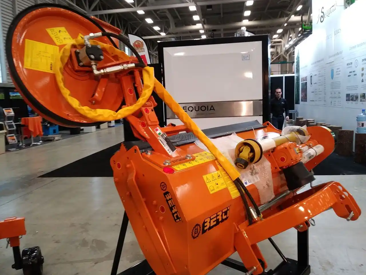 Gallery image 2 for New Berti Vary/W Mulcher