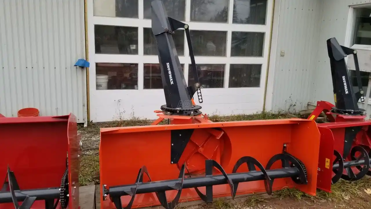 Gallery image 1 for New Snowmax MTB780 Snow Blower