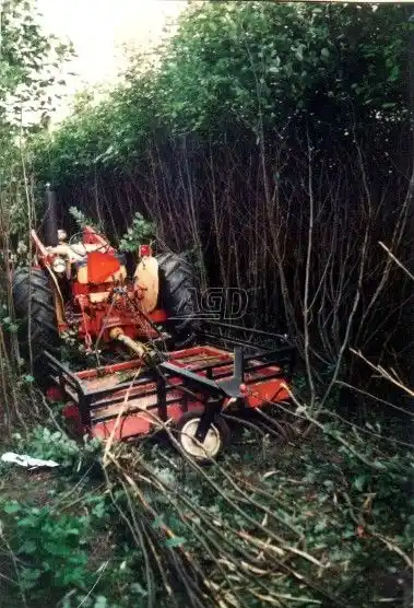 Gallery image 1 for New Roberge 404-5 / 6' Mulcher