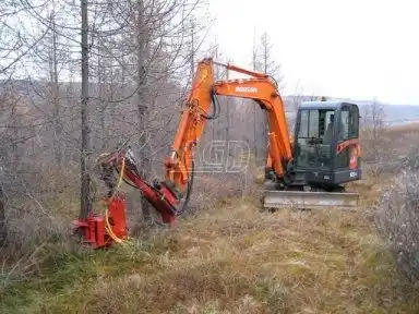 Gallery image 1 for New NAARVA K25, pour tracteur de 50-60hp, ou pelle de 5-8 tonnes, coupe 10 Harvester Head