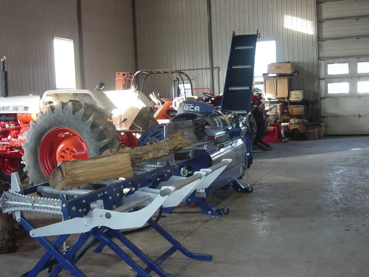 Gallery image 2 for New Tajfun RCA 480TG Wood Processor