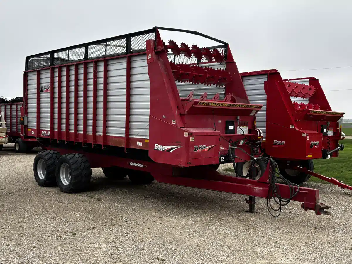 Gallery image 1 for Used 2014 Dion B58 Forage Box