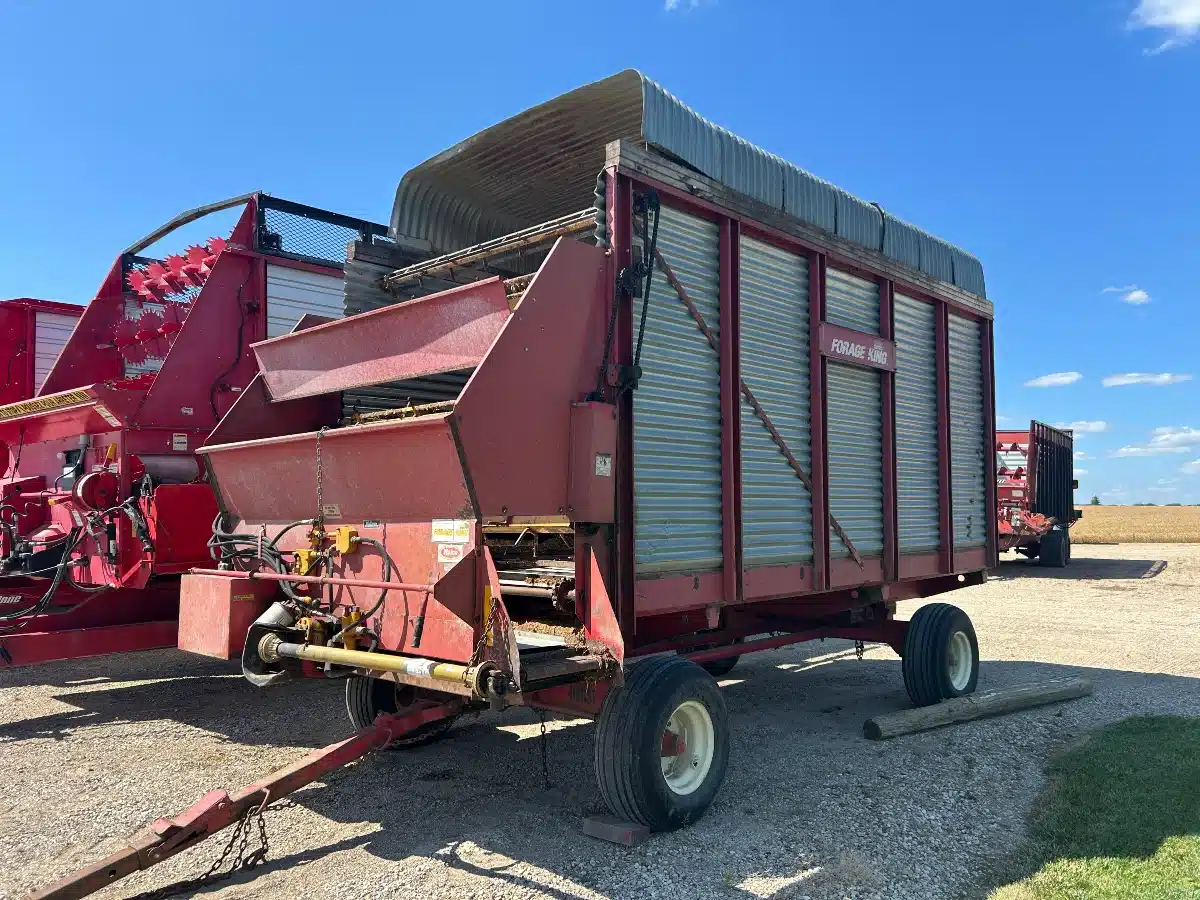 Gallery image 1 for Used Forage King 16FT Forage Box
