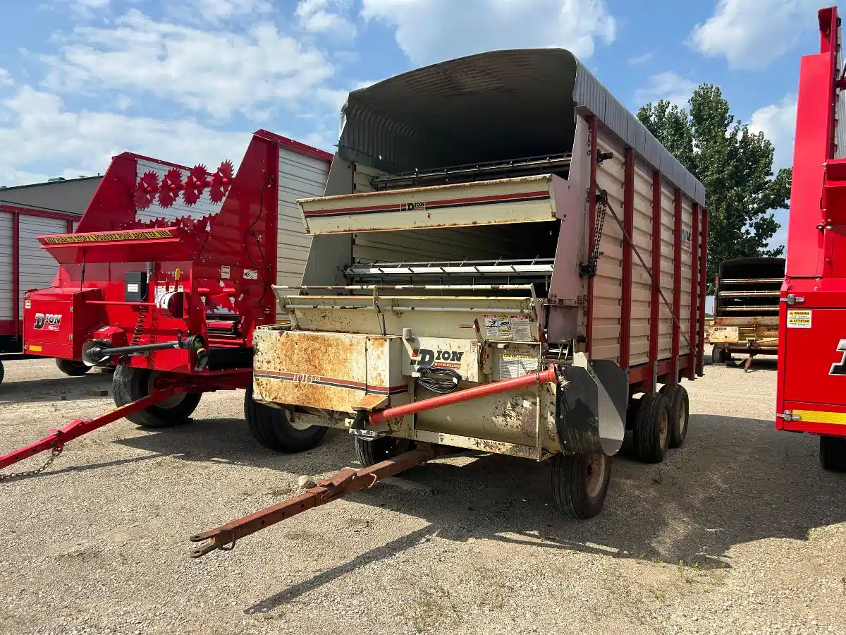 Gallery image 1 for Used Dion 1016SE Forage Box