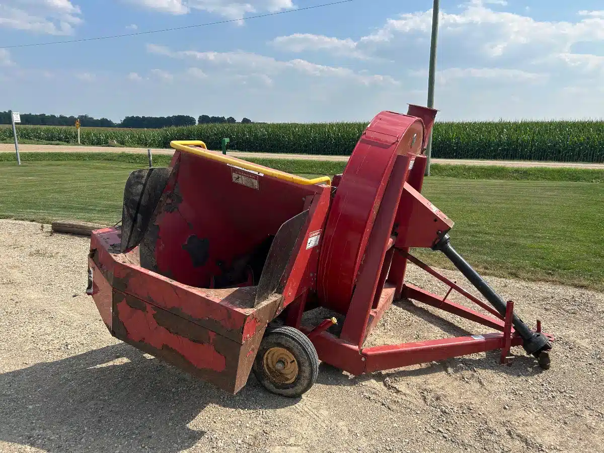 Gallery image 2 for Used New Holland 62B Forage Blower