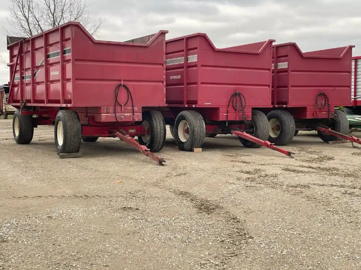 Used Riverside 18FT Dump Wagon