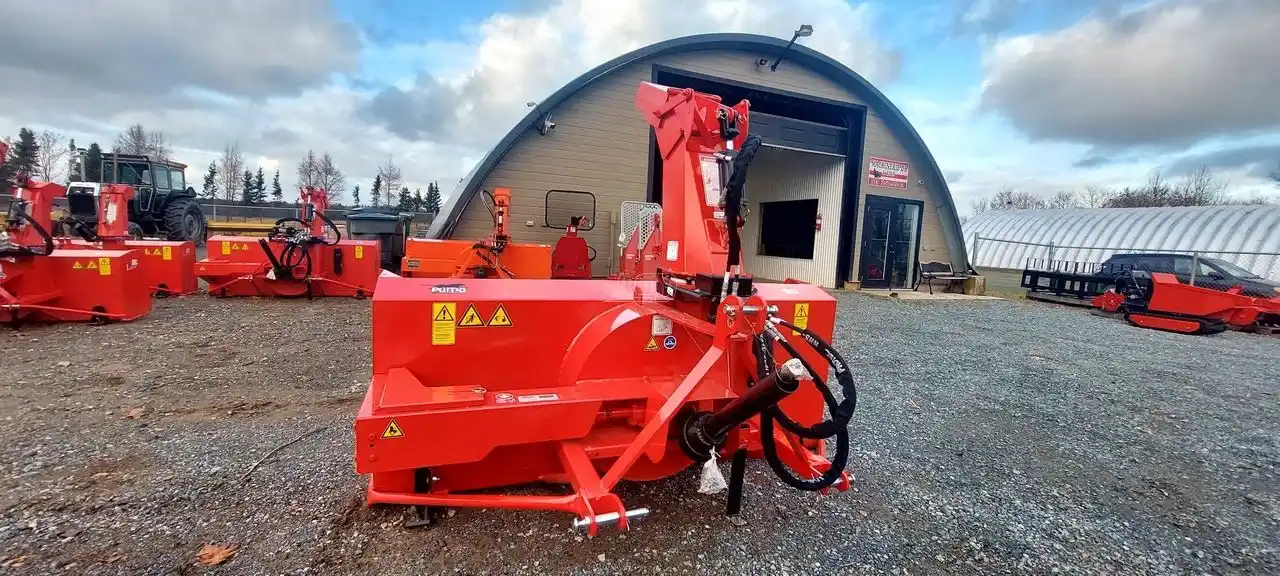 Gallery image 2 for New 2025 Pronovost PUMA-80-IV Snow Blower