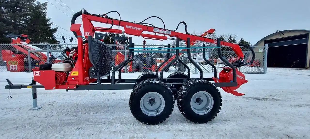Gallery image 2 for New 2025 Metavic M95 Log Loader