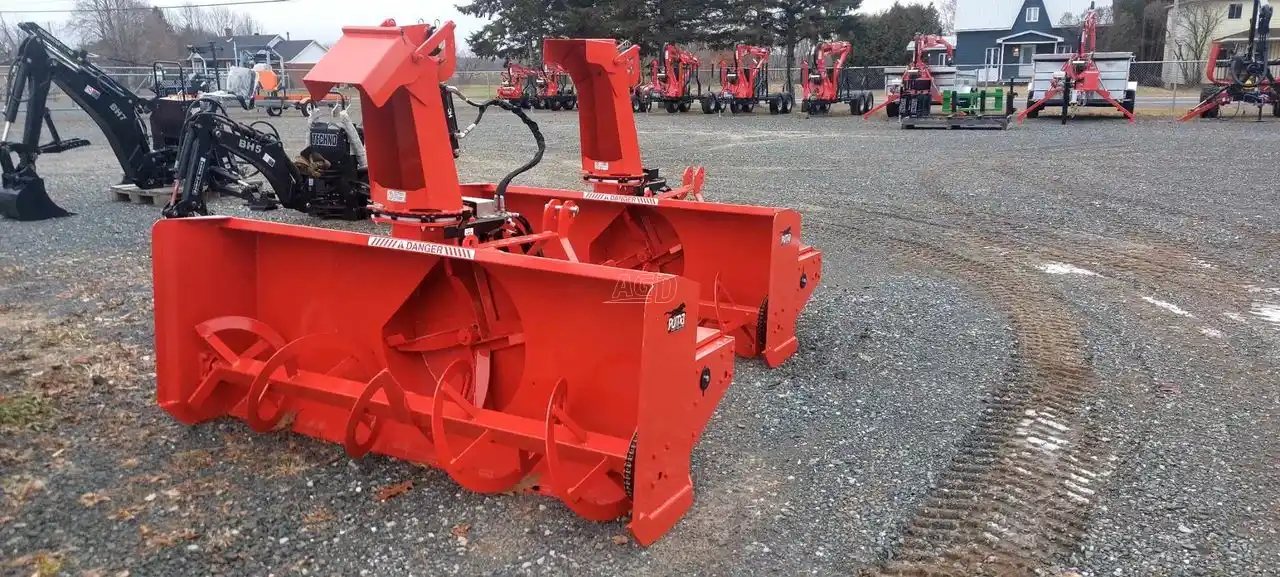 Gallery image 2 for New 2024 Pronovost PUMA 80 Snow Blower