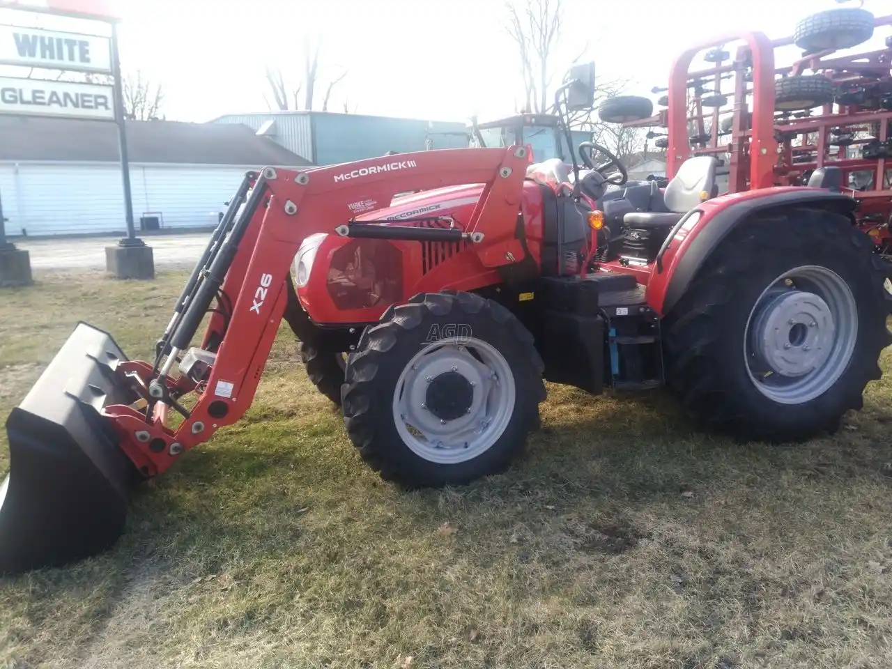 Gallery image 2 for New McCormick X4.70 Tractor