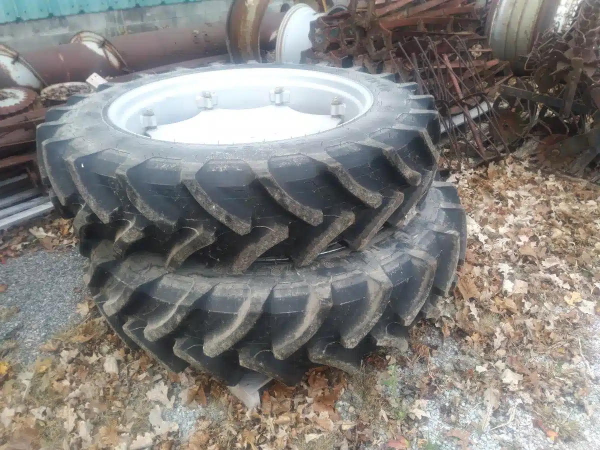 Gallery image 1 for Used Petlas 340/85R38 Tires