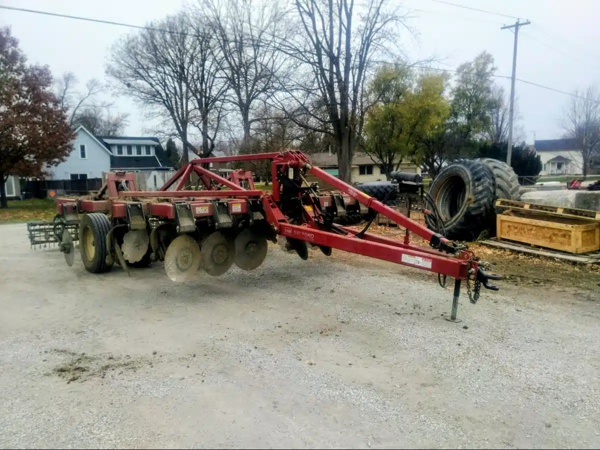 Salford I-5100 Vertical Tillage