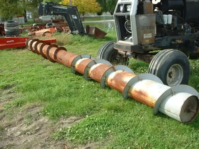 Gallery image 1 for Used Gleaner 500 HEADER AUGER Parts New-Used
