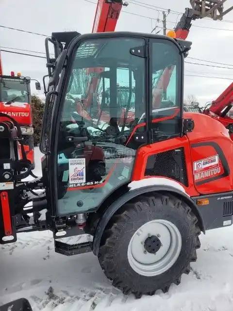 Gallery image 2 for Used 2022 Manitou MLA-6 Wheel Loader