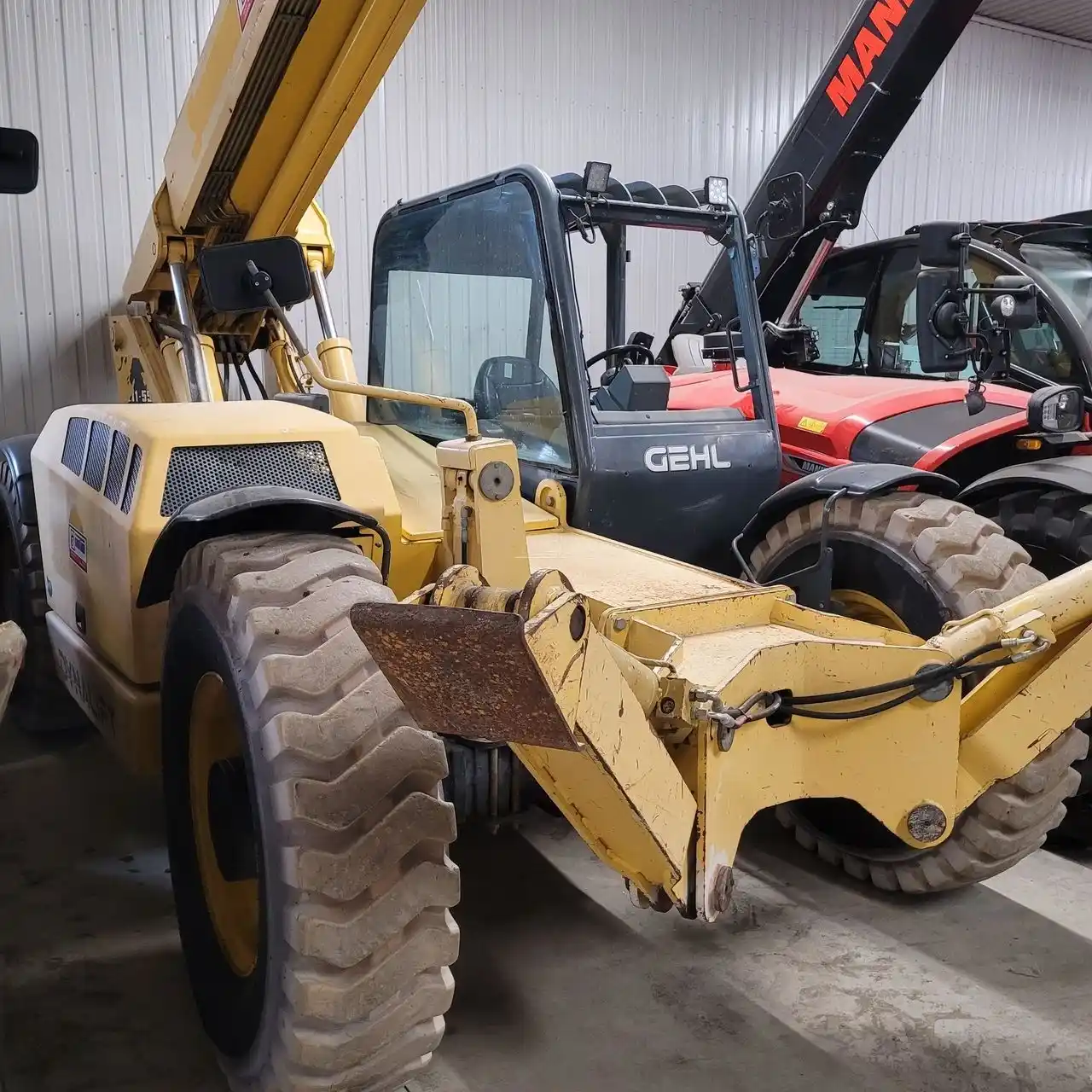 Gallery image 2 for Used 2014 Gehl DL11-55H TeleHandler