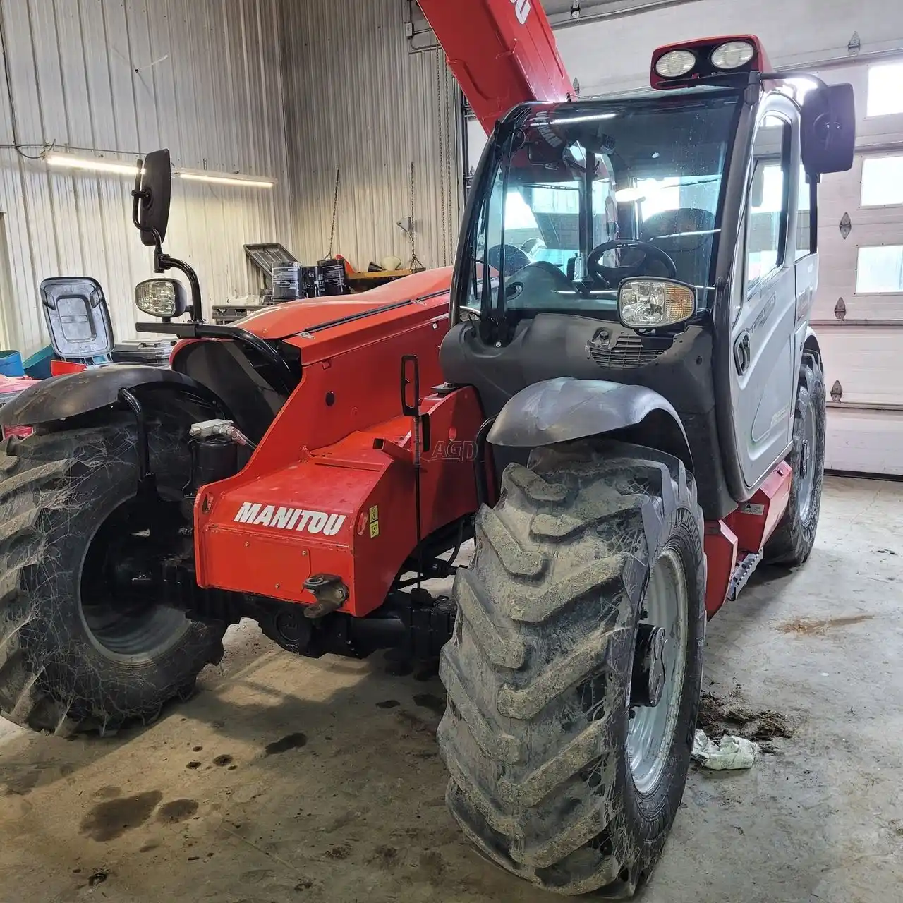Gallery image 1 for Used 2017 Manitou MLT 1040 TeleHandler