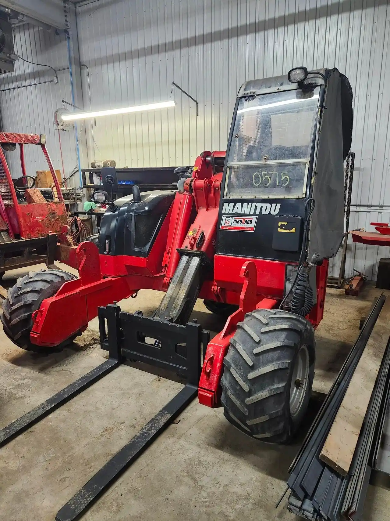 Gallery image 1 for Used 2019 Manitou TMT 55XT Forklift