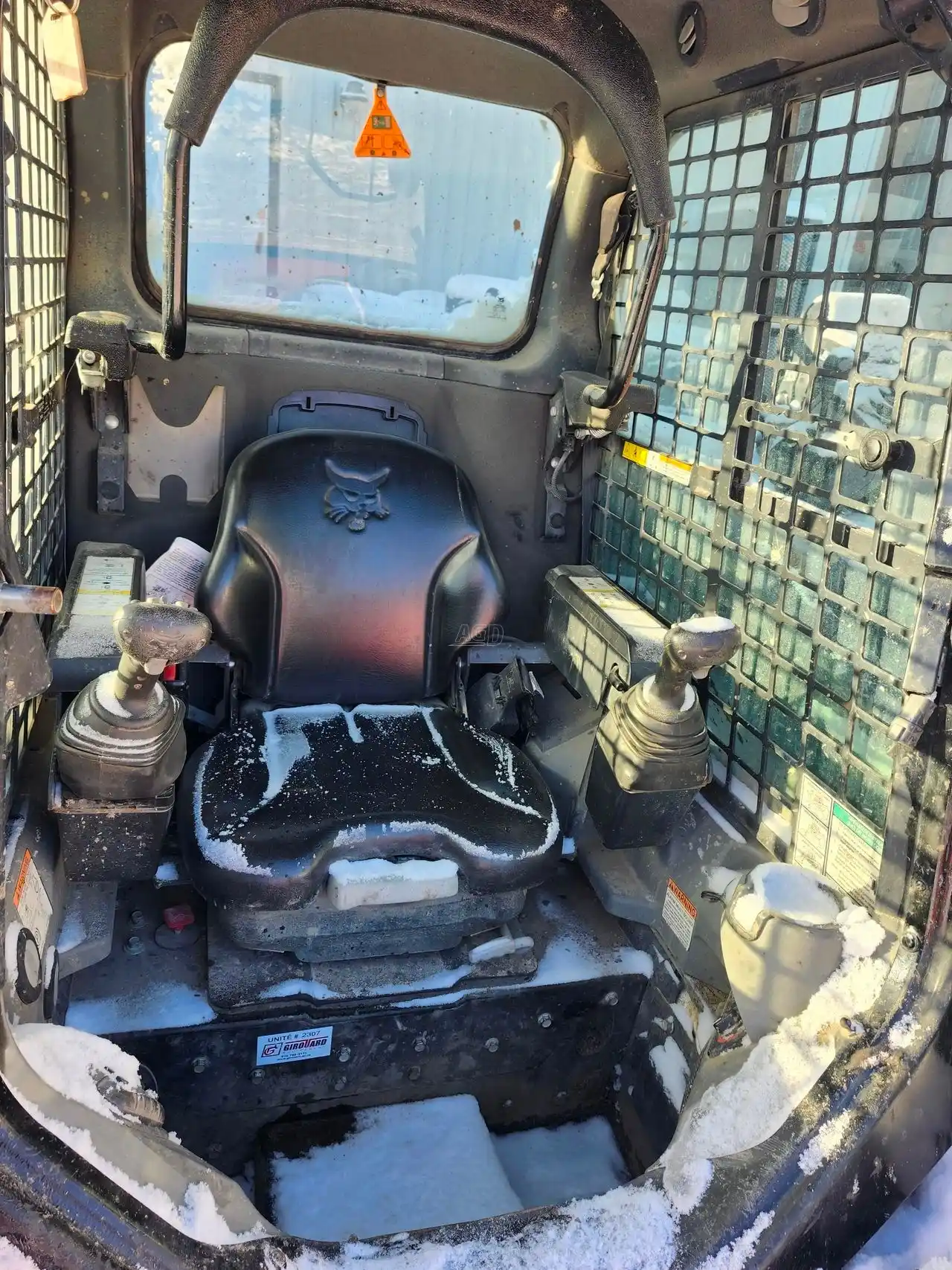 Gallery image 2 for Used 2017 Bobcat S630 Skid Steer