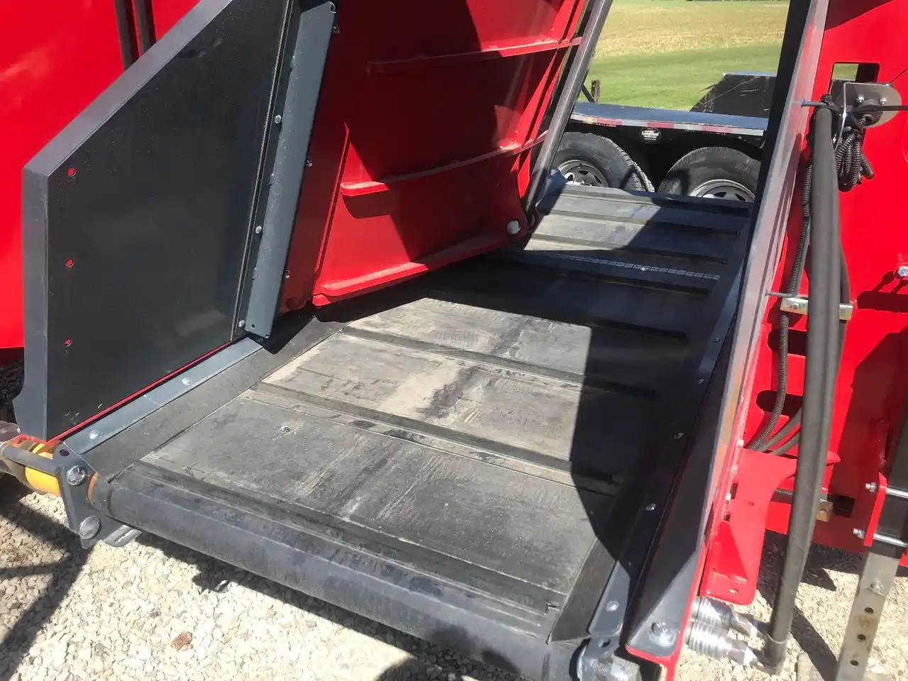 Gallery image 2 for New Anderson A450 TMR Mixer