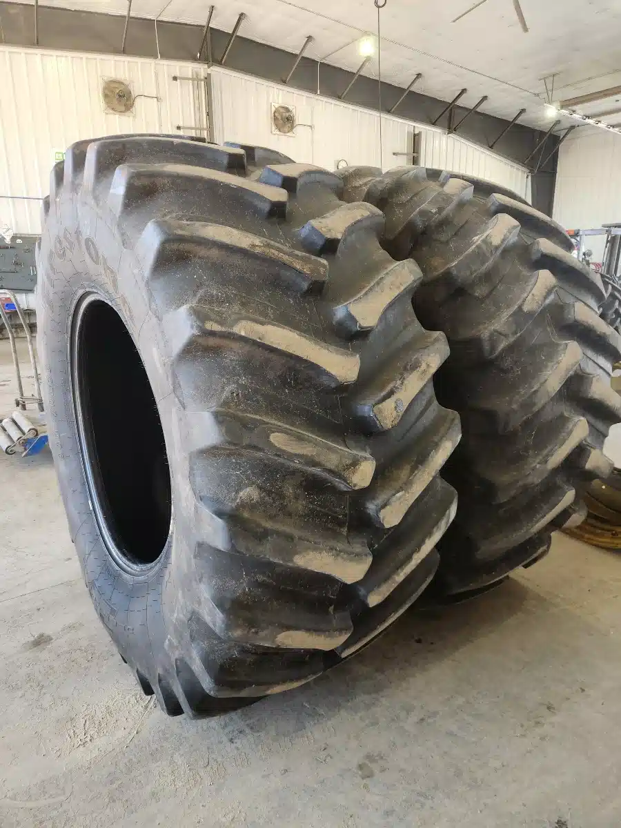 Gallery image 1 for Used Firestone 800/70R38 Tires