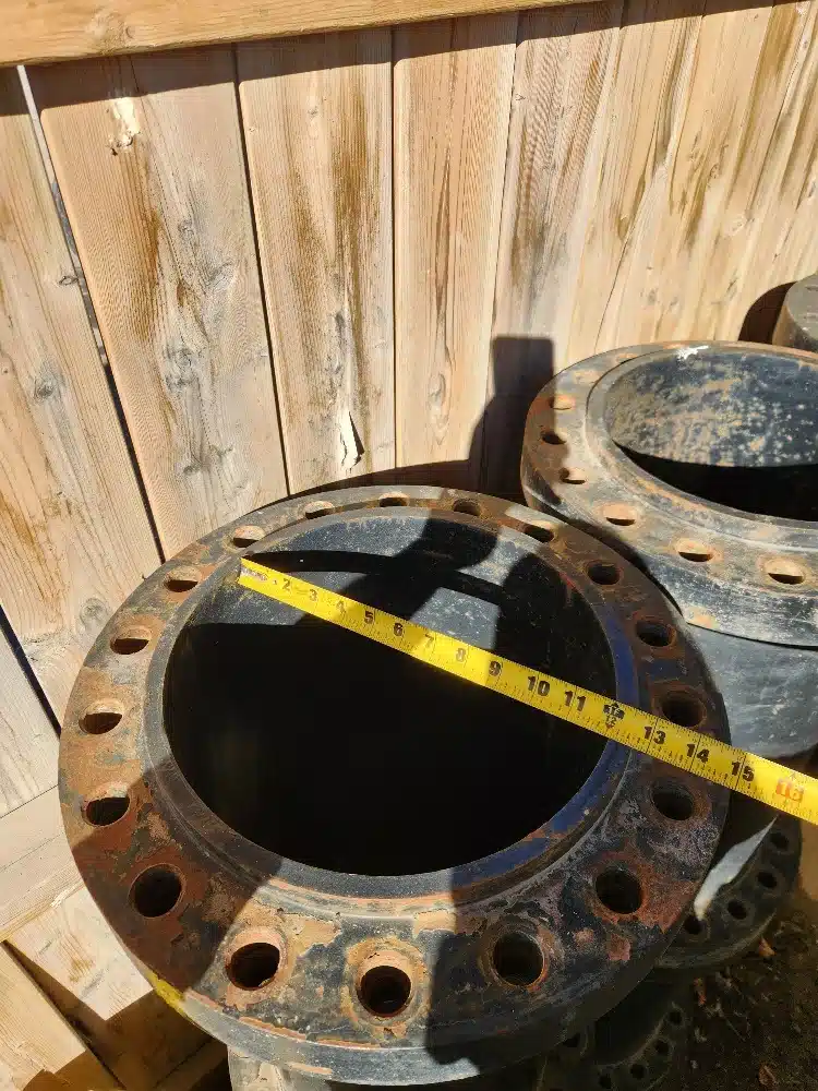 Gallery image 2 for Case 28 Inch Spacers Duals