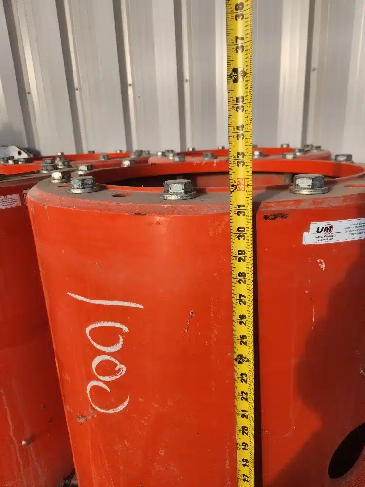 Gallery image 2 for CLAAS 31 Inch Spacers Duals