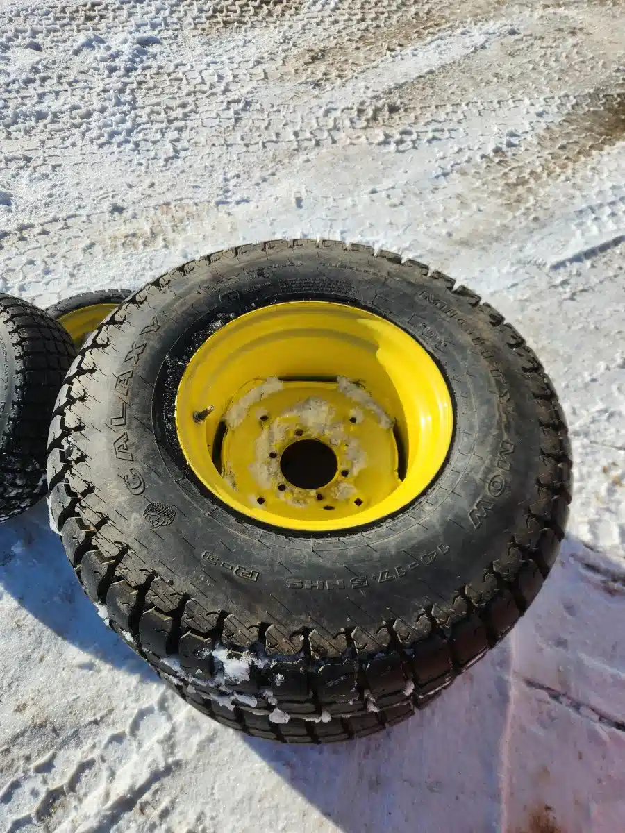 Gallery image 2 for Galaxy 14-17.5 Tires & Rims