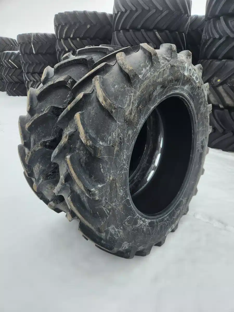 Firestone 420/85R38 Tires