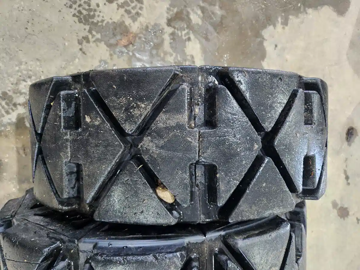 Gallery image 2 for Camso 10-16.5 Flat Free Tires