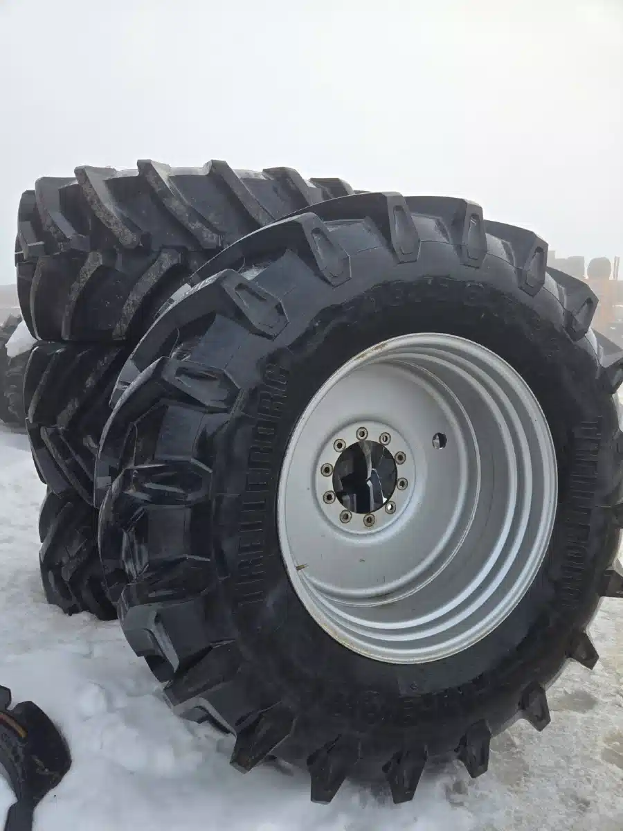 Trelleborg 710/70R38 Tires & Rims
