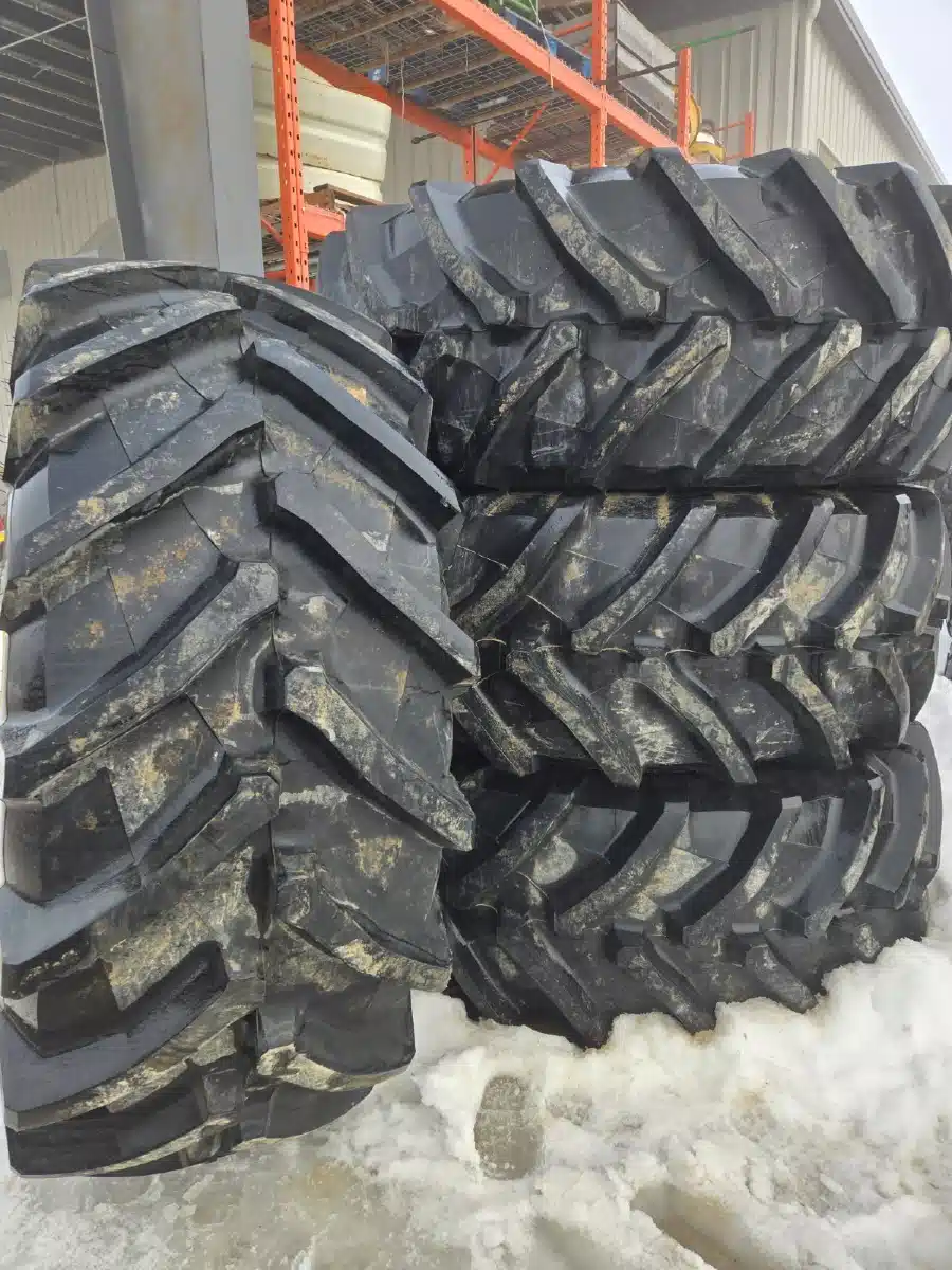 Photo de la Galerie 2 pour Trelleborg 710/70R38 Pneus et roues