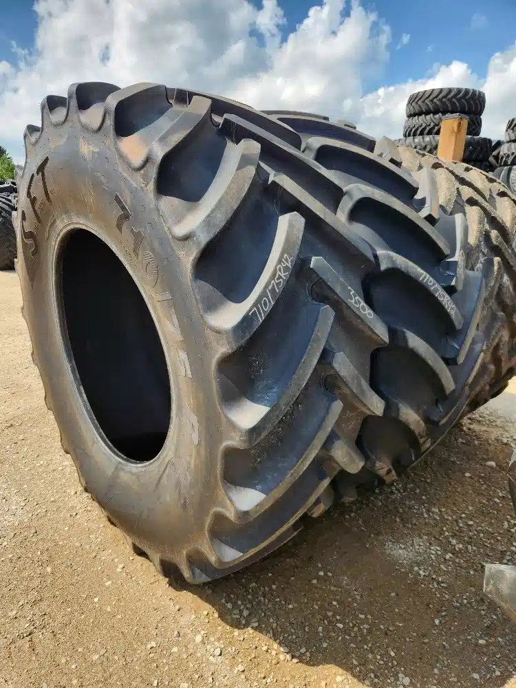 Photo de la Galerie 1 pour Mitas 710/75R42 Pneus