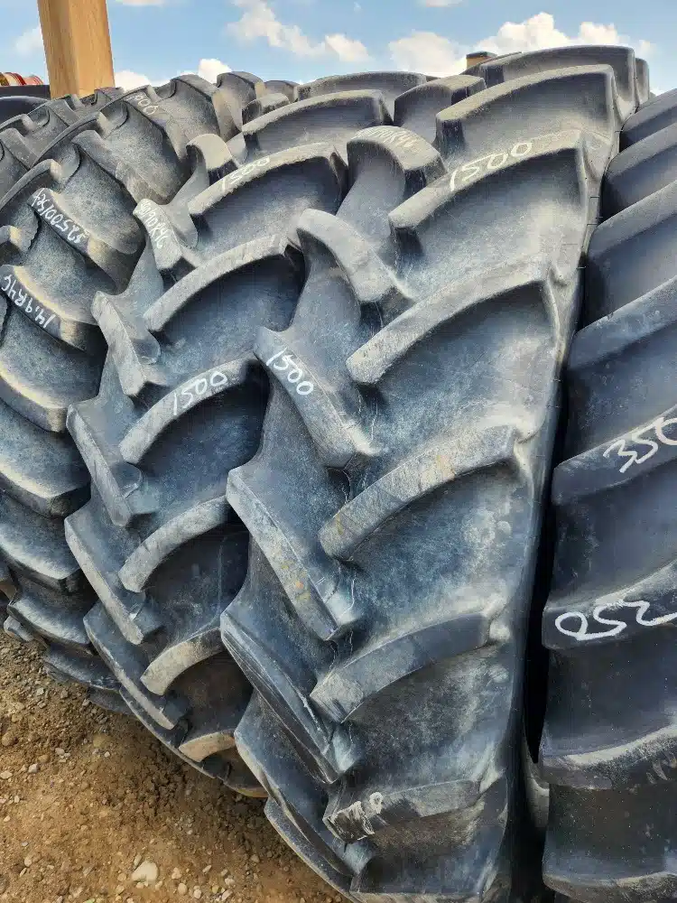 Gallery image 1 for Continental 380/90R46 Tires