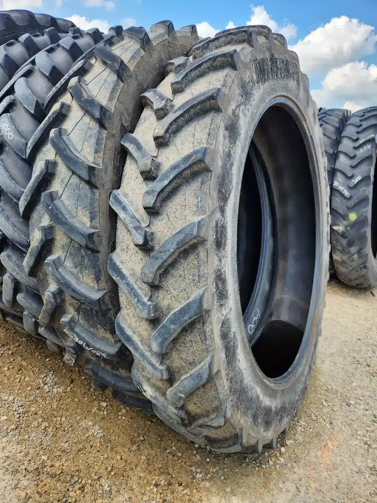 Photo de la Galerie 1 pour Trelleborg 380/90R54 Pneus