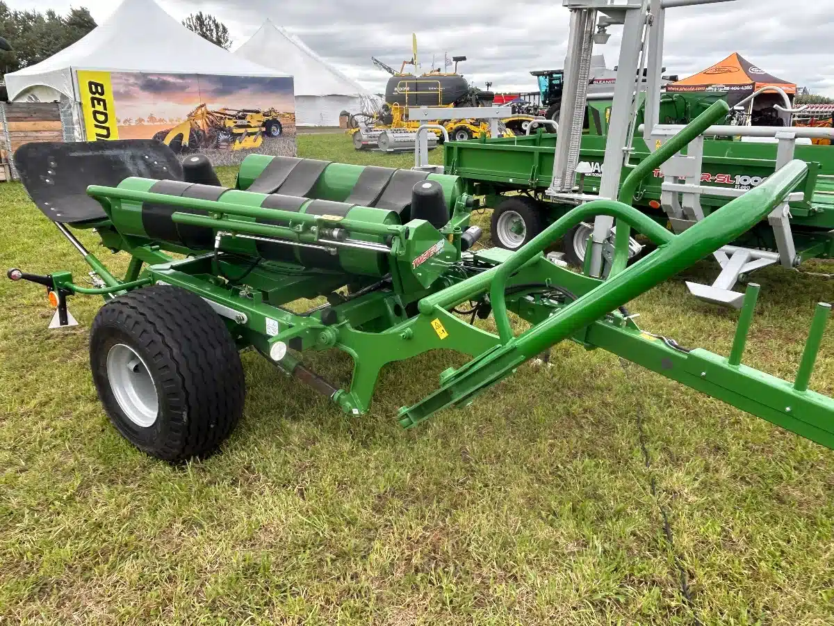 Gallery image 2 for Used CANAG Farm Technology TWISTER150 Bale Wrapper