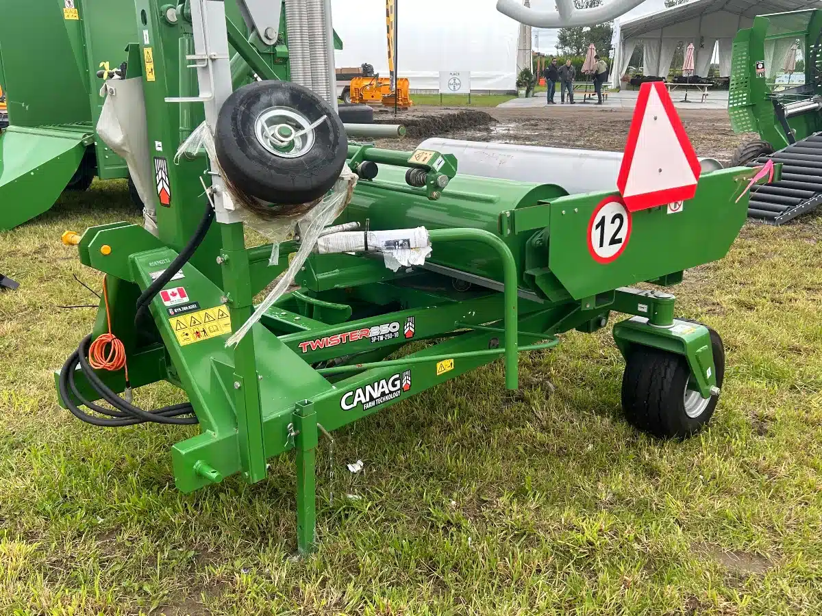 Gallery image 2 for Used CANAG Farm Technology TWISTER250