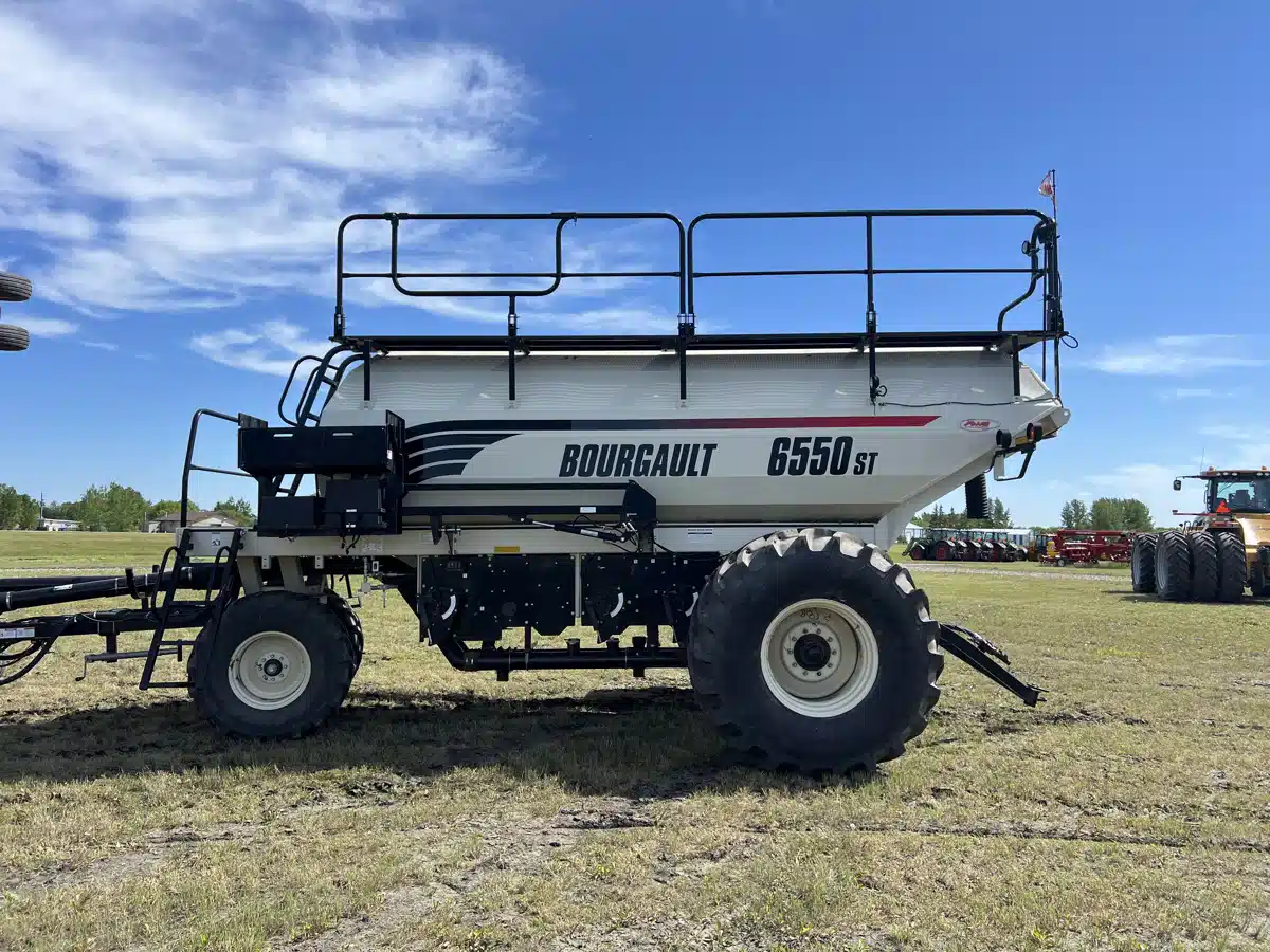 Used 2013 Bourgault 6550 Air Cart | AgDealer