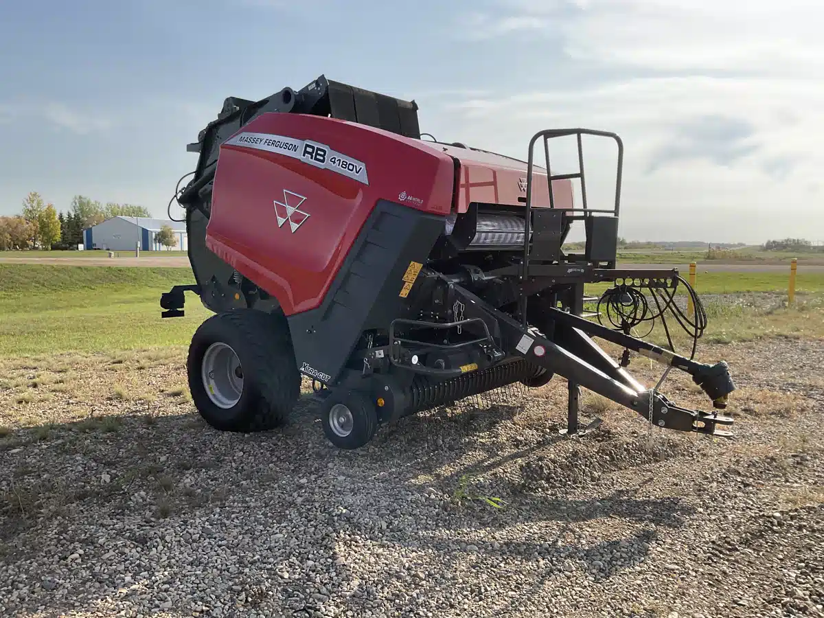 Gallery image 2 for New 2023 Massey Ferguson RB 4180V Round Baler