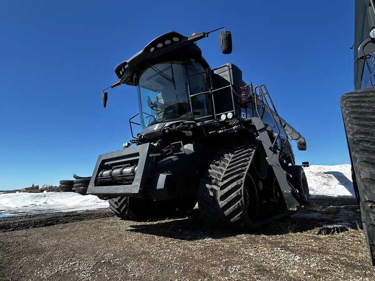 Gallery image 1 for New 2023 Fendt IDEAL 10 Combine