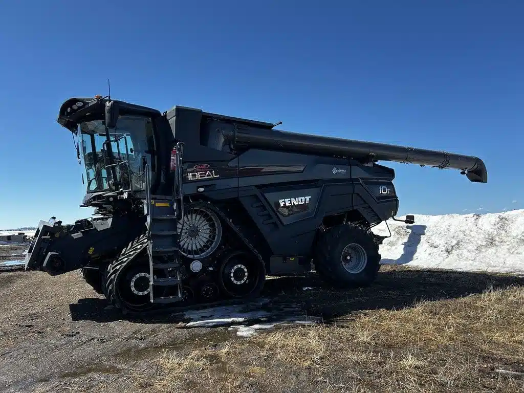 Gallery image 2 for Used 2021 Fendt IDEAL 10T Combine