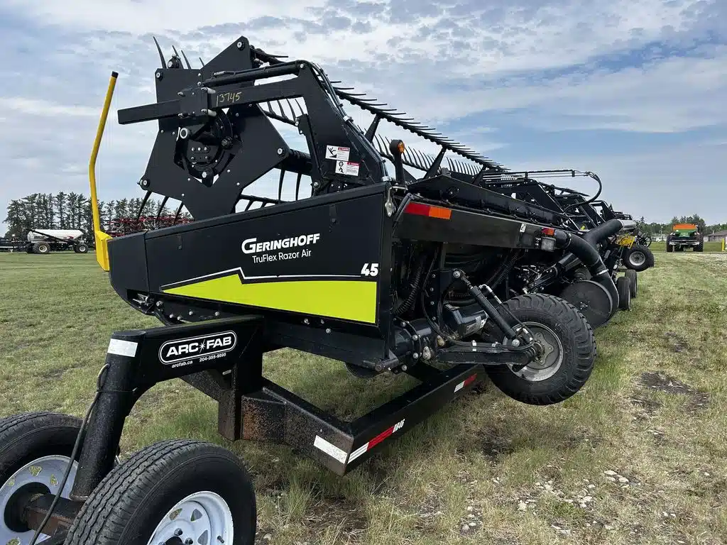Gallery image 1 for New 2024 Geringhoff Truflex Razor 45 Header