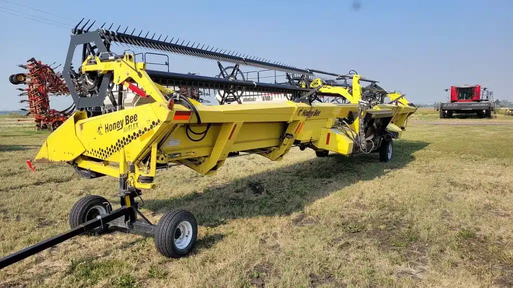 Gallery image 1 for Used 2016 Honey Bee AF240 Header - Draper