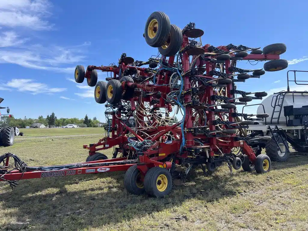 Gallery image 1 for 2013 Bourgault 3320-SIZE-UNSPECIFIED Air Drill