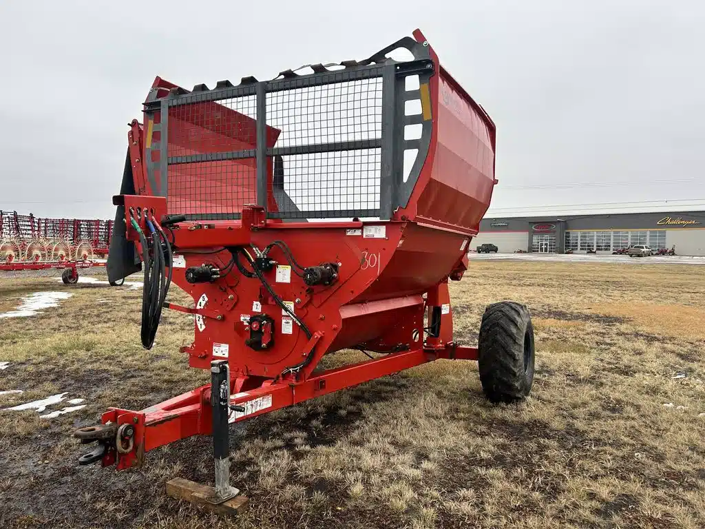 Gallery image 2 for Used 2021 HILIN BP660 Harvester