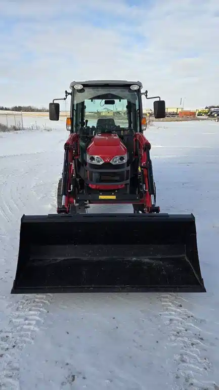 Gallery image 2 for 2021 Massey Ferguson 1835M Tractor