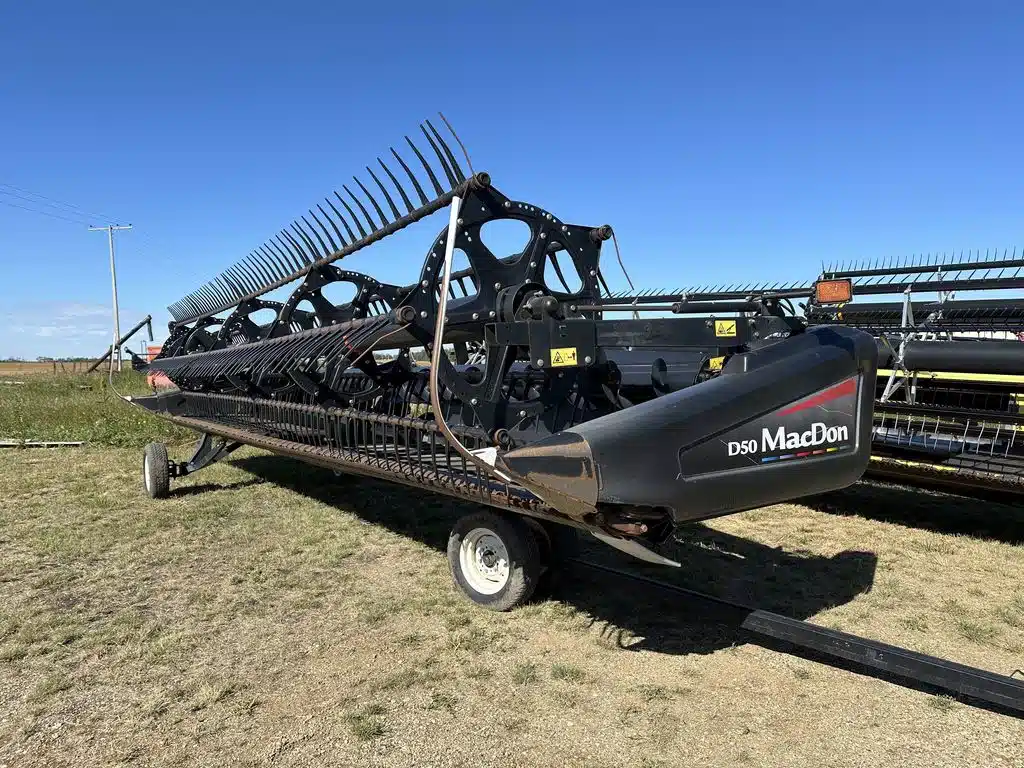 2012 MacDon D50 Header - Flex
