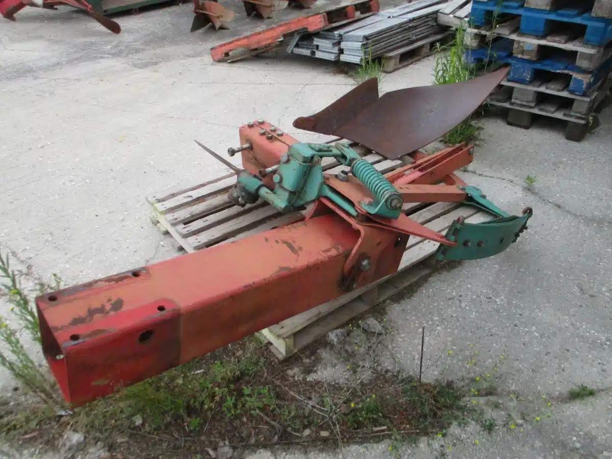 Gallery image 1 for Used Kverneland BB115HD Plow