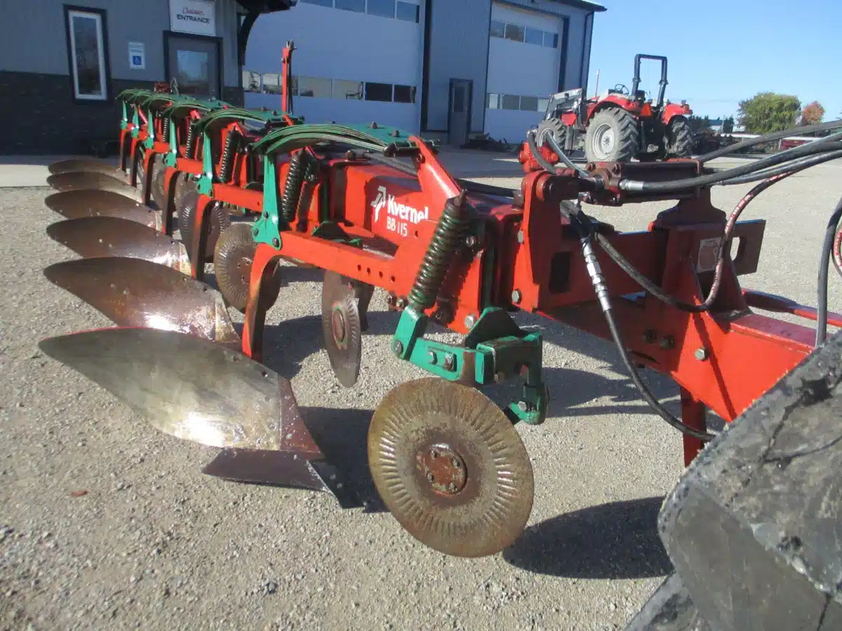 Used Kverneland BB115HD Plow