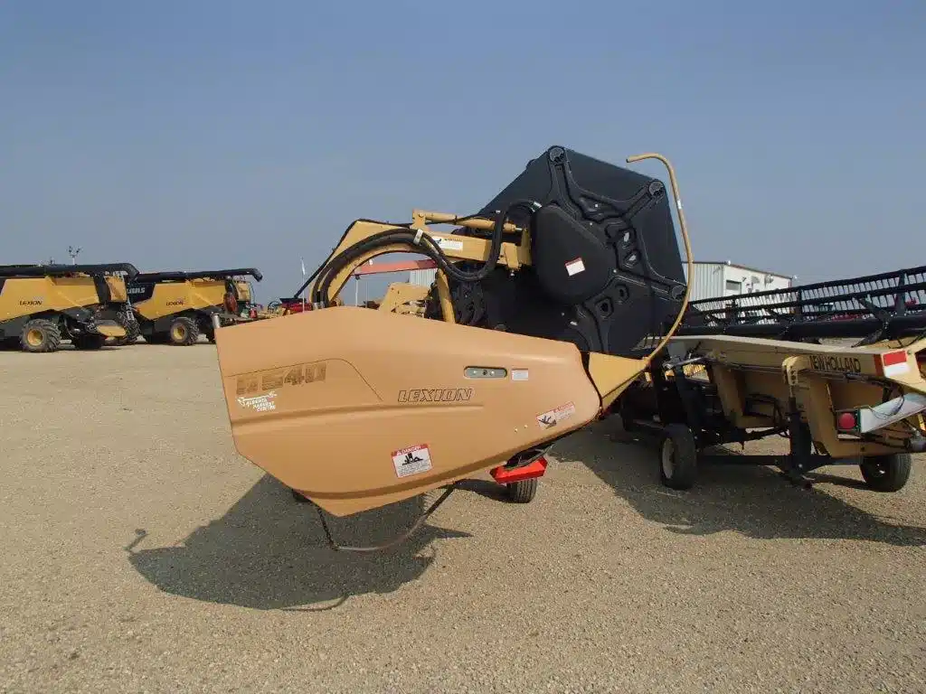 Gallery image 2 for Used 2009 CLAAS G540 Header Combine